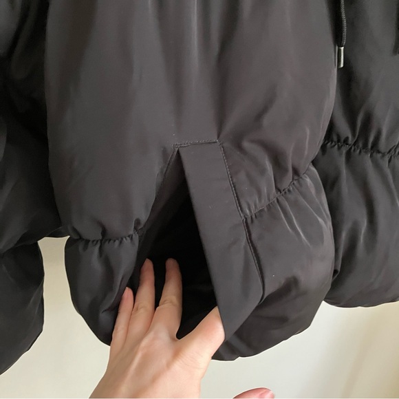 H&M Cropped Super Puffer Jacket with Hood - Picture 4 of 7